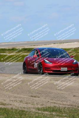 media/Apr-02-2023-Speed Ventures (Sun) [[5e759f4fdb]]/5-Tesla corsa A/session 2 Sunset/